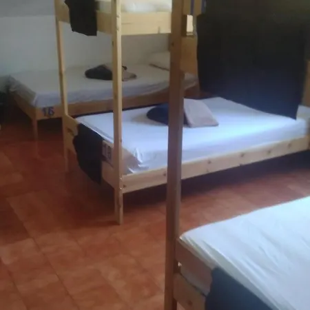 Backpackers Fonte Da Telha Aroeira (Setubal)